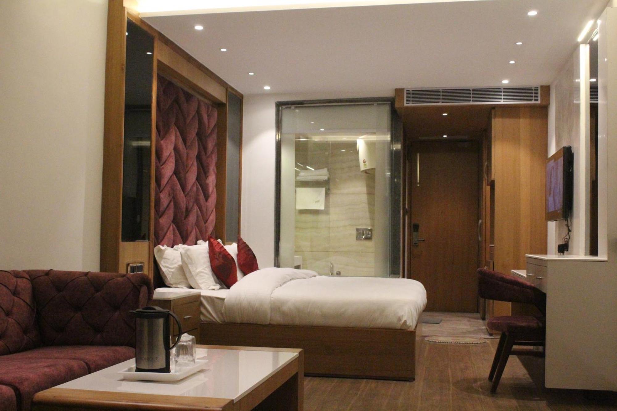 Sagrika Resort דלהאוזי מראה חיצוני תמונה