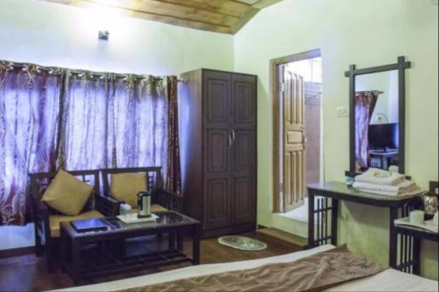 Sagrika Resort דלהאוזי מראה חיצוני תמונה
